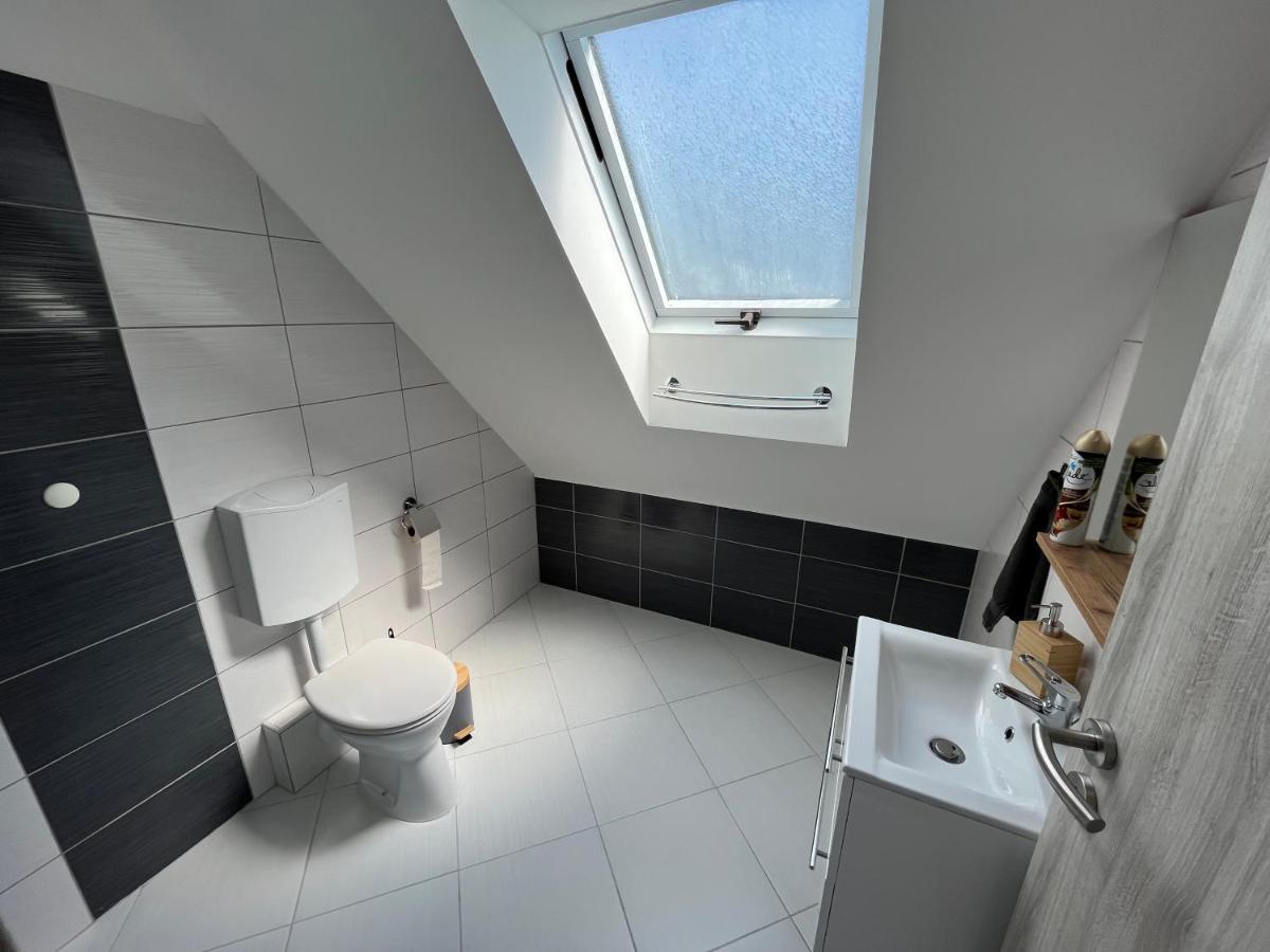 Sunset Beach Apartman Balatonfůzfő Екстериор снимка