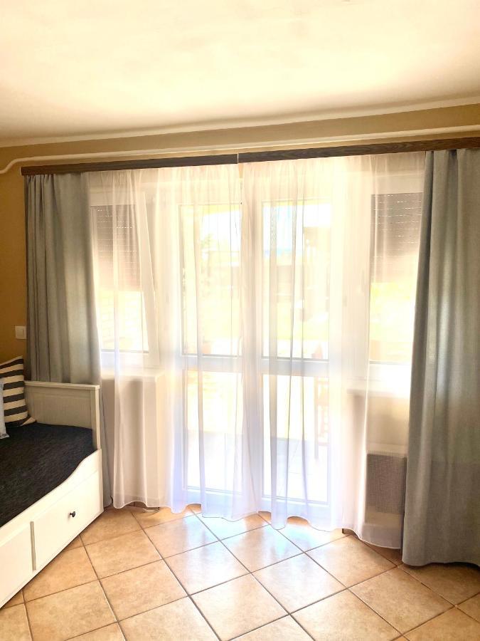 Sunset Beach Apartman Balatonfůzfő Екстериор снимка