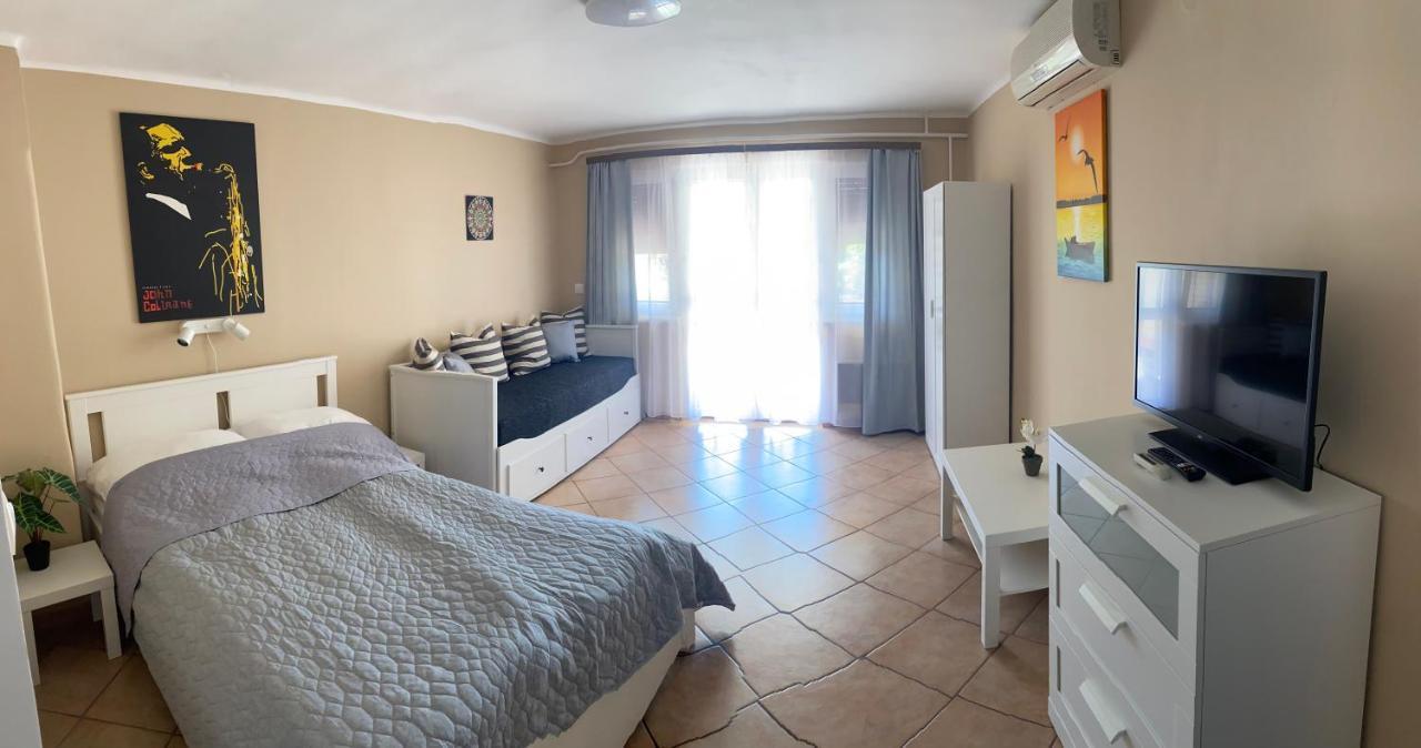 Sunset Beach Apartman Balatonfůzfő Екстериор снимка